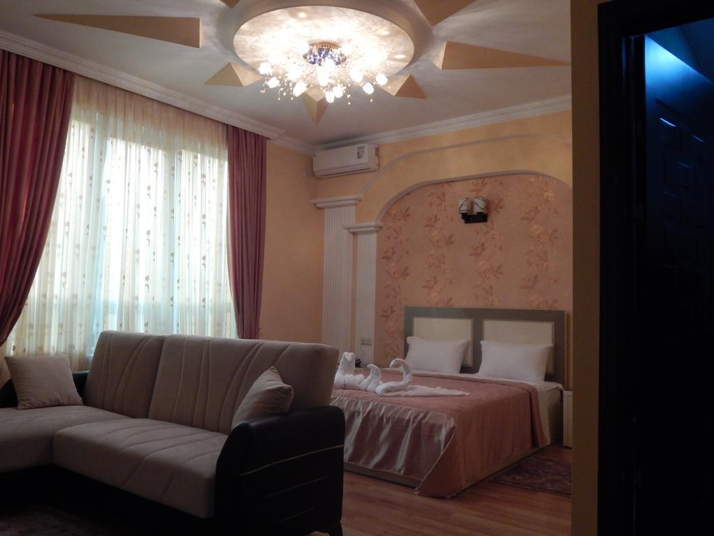 Lux Palace Hotel Kutaisi Rom bilde