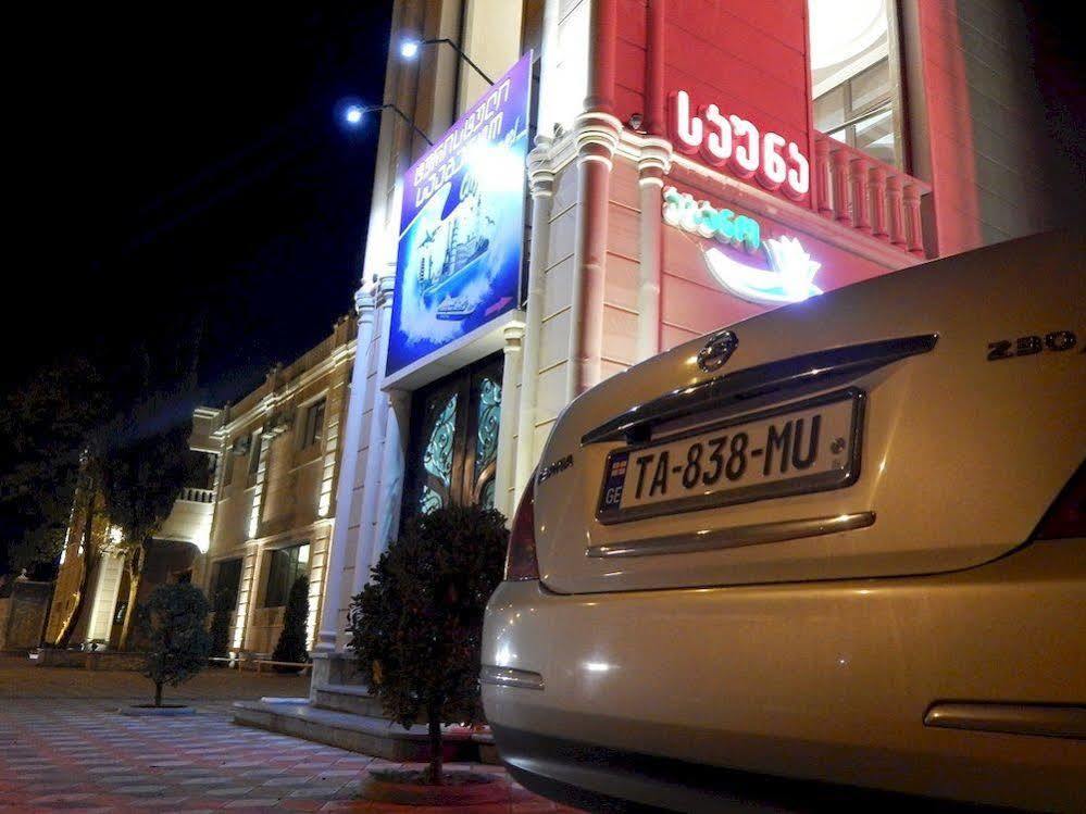 Lux Palace Hotel Kutaisi Eksteriør bilde